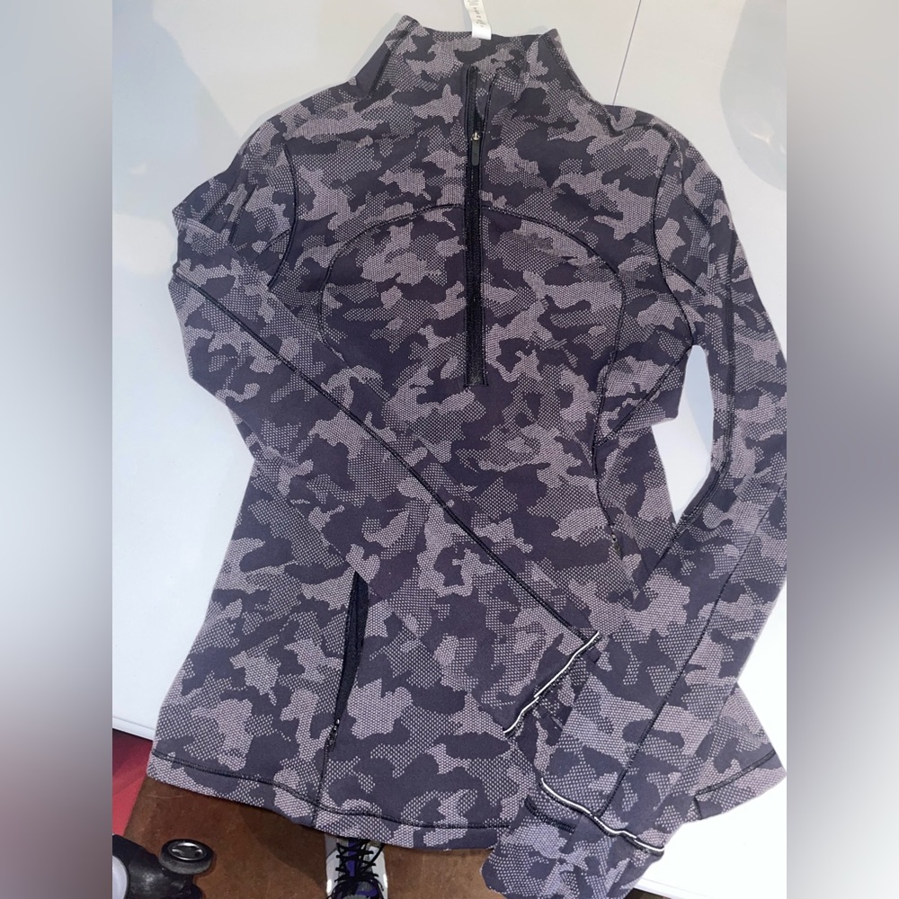 Lululemon long sleeve running half zip